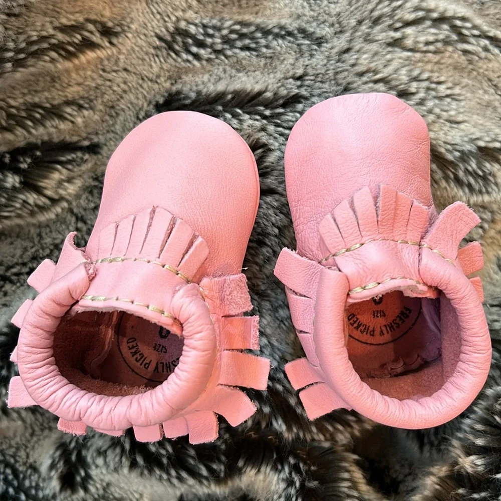 Like New Freshly Picked NB Infant Pink Moccasin sz 0 Premium Leather Made In USA